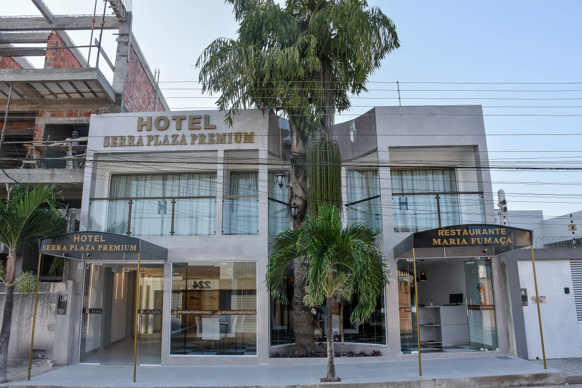 Hotel Serra Plaza